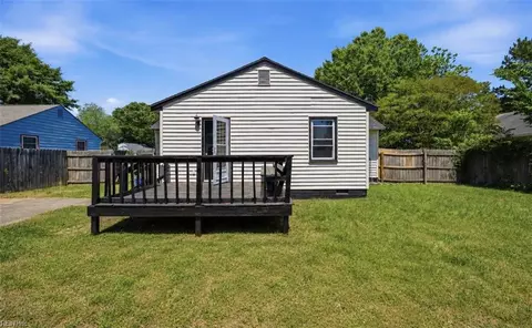 Exterior - 55 Calvary Terrace Ter, Hampton, VA 23666 photo 4 of 4