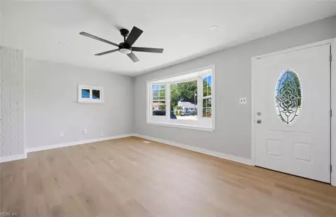 Living - 55 Calvary Terrace Ter, Hampton, VA 23666 photo 1 of 1