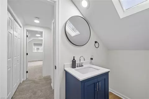 Bath - 606 Delaware Ave, Hampton, VA 23661 photo 1 of 3