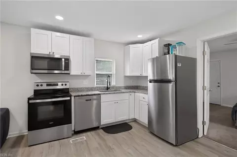 Kitchen - 2209 Marshall Ave, Norfolk, VA 23504 photo 1 of 1
