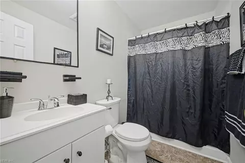 Bath - 7422 Davidson St, Norfolk, VA 23513 photo 1 of 2