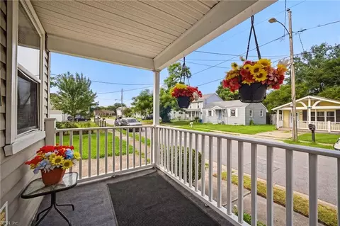 Exterior - 7422 Davidson St, Norfolk, VA 23513 photo 8 of 8