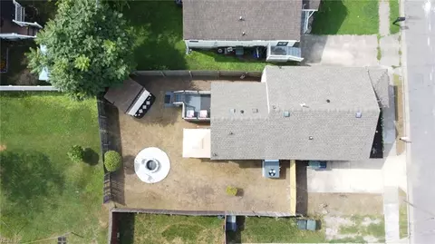 View/Area - 7422 Davidson St, Norfolk, VA 23513 photo 1 of 5