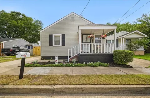 Exterior - 7422 Davidson St, Norfolk, VA 23513 photo 7 of 8
