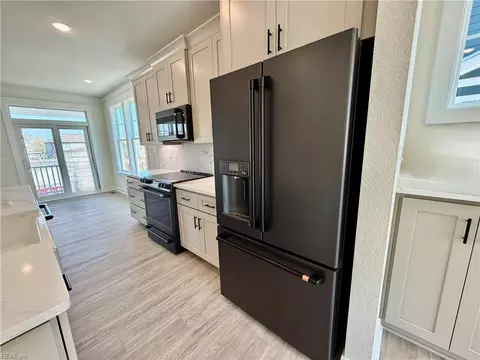 Kitchen - 1064 Mesa Loop, Chesapeake, VA 23320 photo 3 of 5