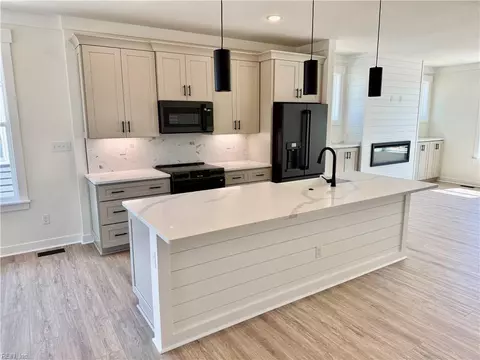 Kitchen - 1064 Mesa Loop, Chesapeake, VA 23320 photo 1 of 5