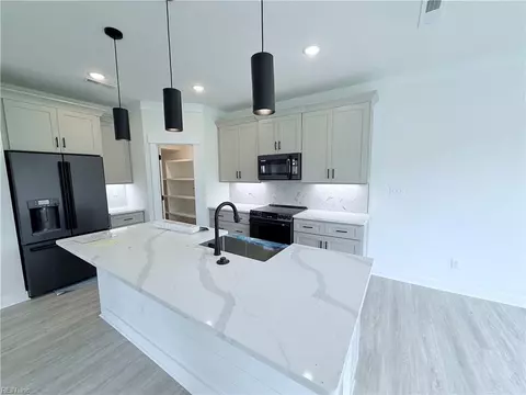 Kitchen - 709 Flatrock Ln, Chesapeake, VA 23320 photo 1 of 9
