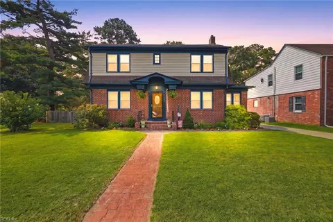 131 Grayson St, Portsmouth, VA 23707