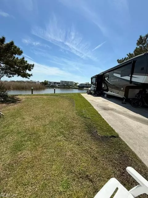 3665 Sandpiper Rd #95A, Virginia Beach, VA 23456