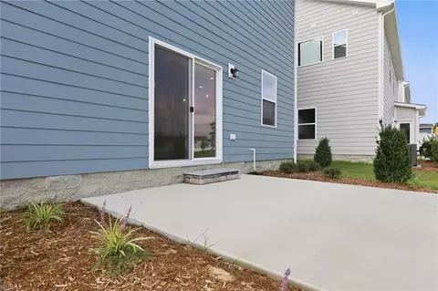 Exterior - 322 Tarn Ct, Suffolk, VA 23434 photo 2 of 3