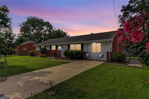 340 Curtis Tignor Rd, Newport News, VA 23608