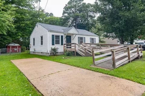 115 Patrician Dr, Hampton, VA 23666
