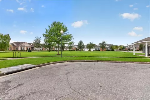 Exterior - 922 Vineyard Pl #D, Suffolk, VA 23435 photo 9 of 9