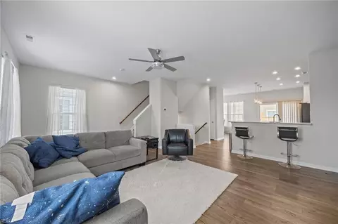 Entry Way - 213 Runnel St, Hampton, VA 23666 photo 1 of 6