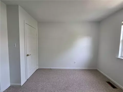 Bedroom - 101 Hampstead Ct, Hampton, VA 23669 photo 11 of 11