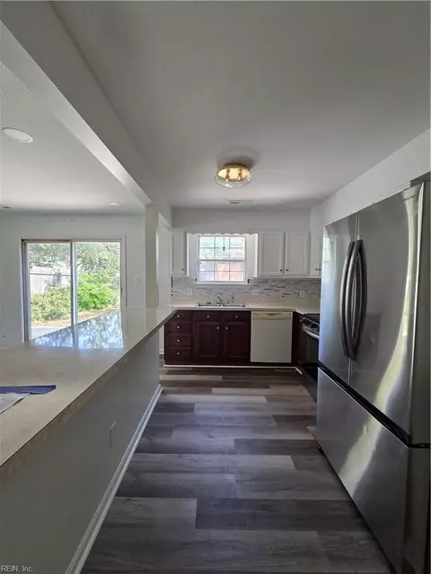 Kitchen - 101 Hampstead Ct, Hampton, VA 23669 photo 1 of 2