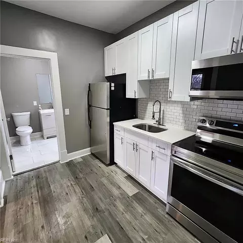 Kitchen - 248 Chapel St, Hampton, VA 23669 photo 3 of 3