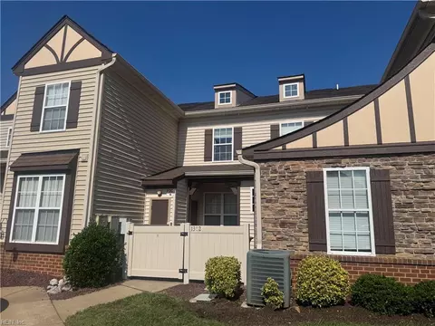 1302 Rivers Arch Arch, Carrollton, VA 23314