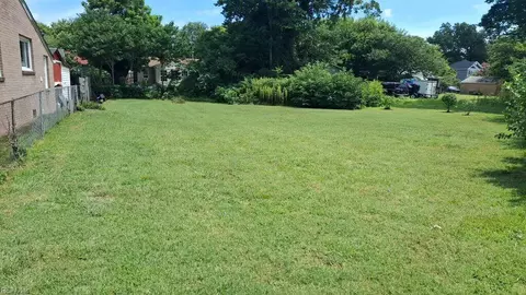 9000 Spring St, Hampton, VA 23669 photo 4