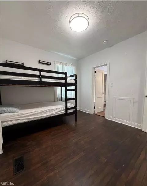 Bedroom - 232 Clifton St, Hampton, VA 23661 photo 3 of 5