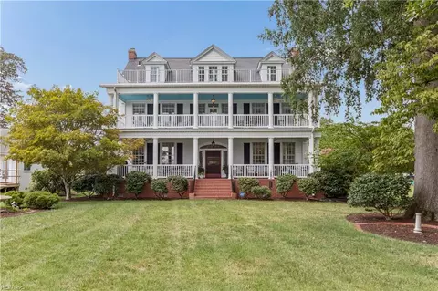 Exterior - 609 Bridge St, Hampton, VA 23669 photo 8 of 14