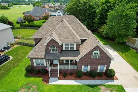 5066 S Links Cir, Suffolk, VA 23435