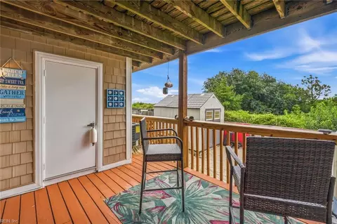 Exterior - 1634 E Ocean View Ave #1A, Norfolk, VA 23503 photo 3 of 13