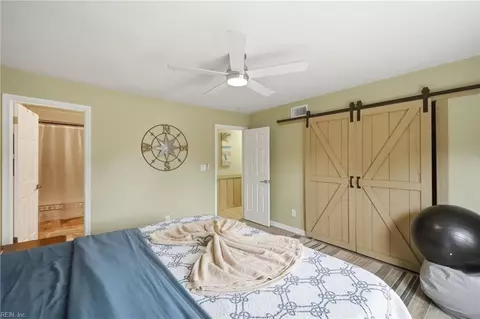 Bedroom - 1634 E Ocean View Ave #1A, Norfolk, VA 23503 photo 2 of 4
