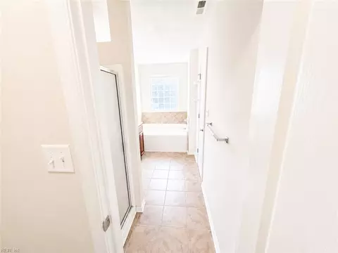 Entry Way - 29 Frazier Ct, Hampton, VA 23666 photo 8 of 9