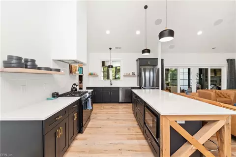Kitchen - 122 Elliot Rd, Aydlett, NC 27916 photo 3 of 6