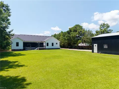 Exterior - 122 Elliot Rd, Aydlett, NC 27916 photo 8 of 10