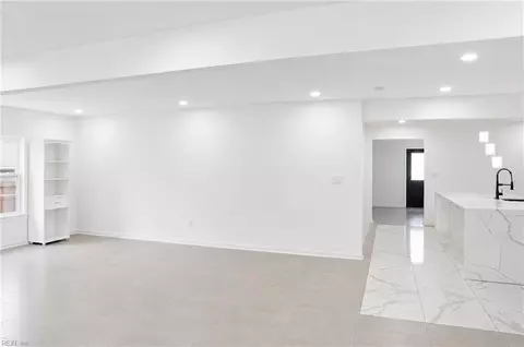 Living - 845 N King St, Hampton, VA 23669 photo 1 of 6