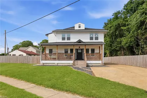 Exterior - 845 N King St, Hampton, VA 23669 photo 3 of 6