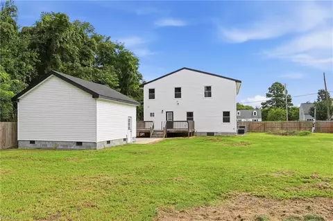 Exterior - 845 N King St, Hampton, VA 23669 photo 6 of 6