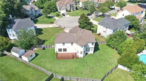 View/Area - 807 Gresham Way, Chesapeake, VA 23323 photo 2 of 3