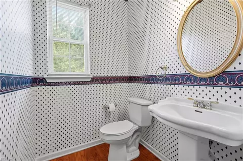 Bath - 807 Gresham Way, Chesapeake, VA 23323 photo 1 of 3