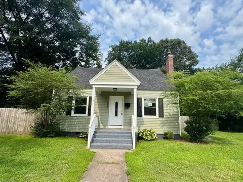 2122 Parker Ave, Portsmouth, VA 23704