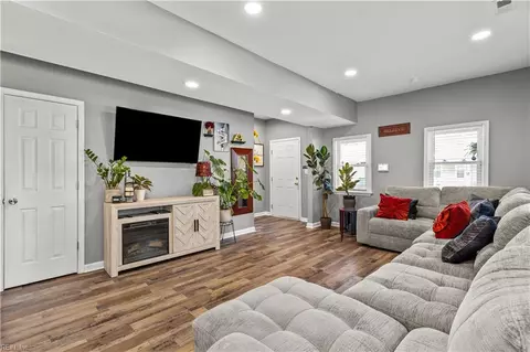 Other - 328 Washington St, Hampton, VA 23669 photo 3 of 8