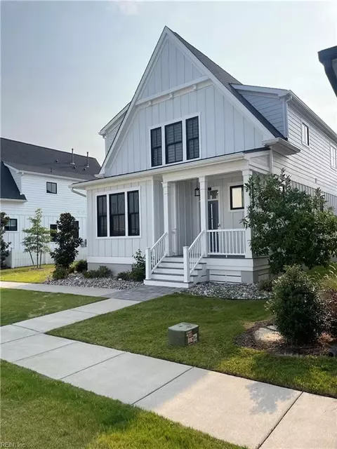 9529 Marina Dr, Norfolk, VA 23518