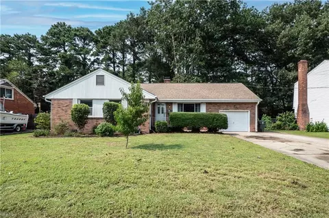 Exterior - 4 Bramston Dr, Hampton, VA 23666 photo 1 of 3