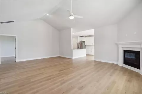 Living - 2205 Edwin Dr, Chesapeake, VA 23322 photo 1 of 5