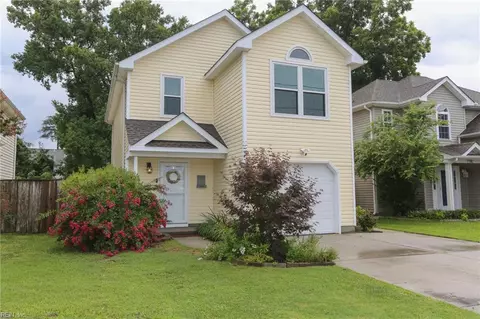 718 14th St #B, Virginia Beach, VA 23451