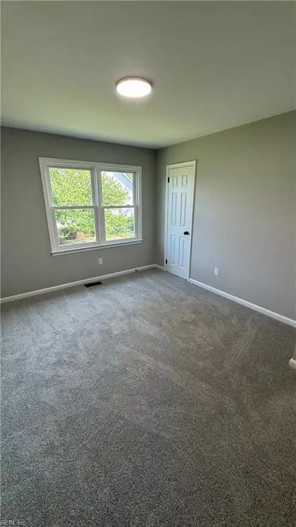 Bedroom - 64 Moss Ave, Hampton, VA 23669 photo 2 of 4
