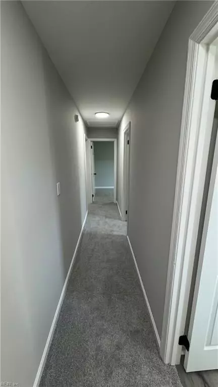 Entry Way - 64 Moss Ave, Hampton, VA 23669 photo 2 of 2