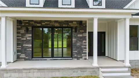 Exterior - 283 Lawnes Neck Dr, Smithfield, VA 23430 photo 8 of 9