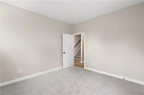 Bedroom - 283 Lawnes Neck Dr, Smithfield, VA 23430 photo 2 of 6
