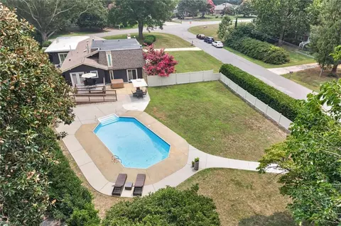 5104 S Lake Rd, Virginia Beach, VA 23455