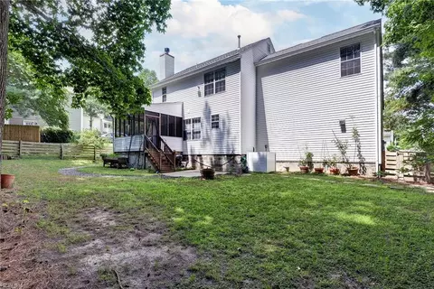 Exterior - 3909 Pine Bluff Ct, Williamsburg, VA 23188 photo 11 of 17