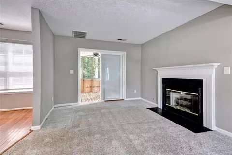 Living - 3909 Pine Bluff Ct, Williamsburg, VA 23188 photo 5 of 8