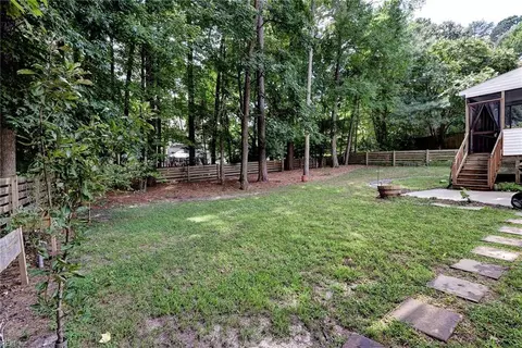 Exterior - 3909 Pine Bluff Ct, Williamsburg, VA 23188 photo 9 of 17